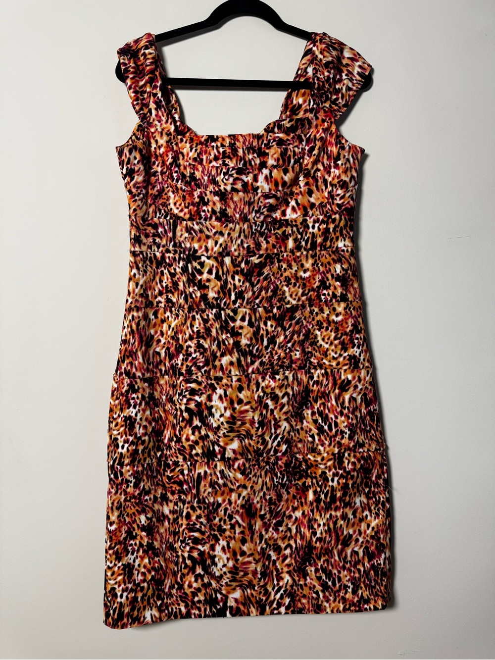 Sangria Colorful Flattering Stretch Printed Dress Sleeveless Resortwear